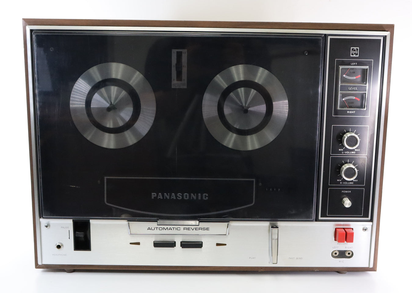 vintage reel to reel tape machine player recorder Panasonic recording old wood wooden box