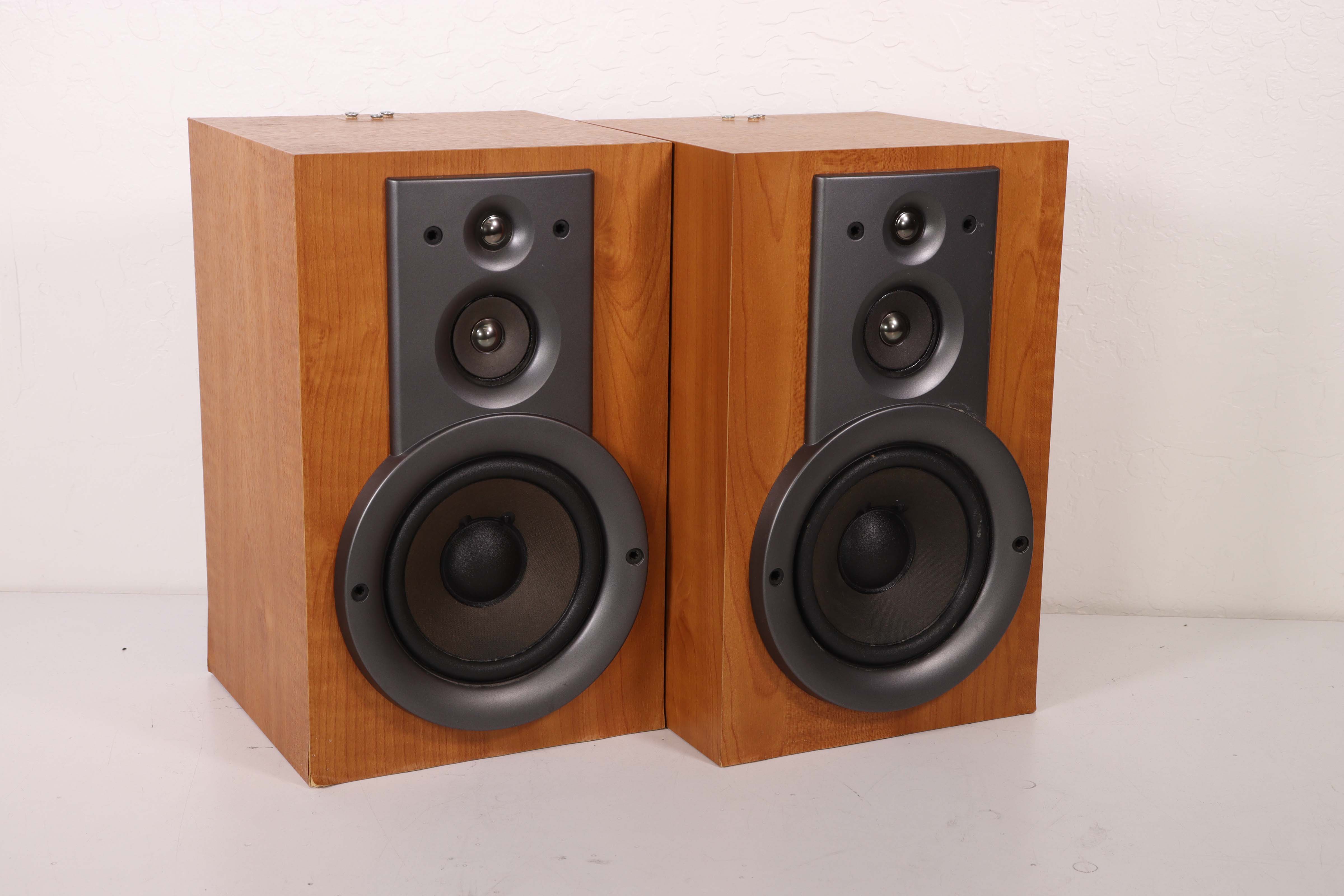 Yamaha NS-GX500 Small Bookshelf Speaker Pair Set