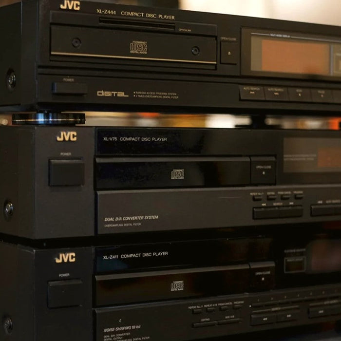 CHOOSING THE RIGHT CD PLAYER: A BREAKDOWN OF EVERY TYPE