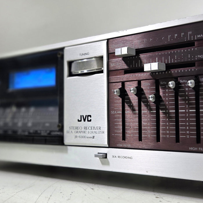 BEAUTY OR BEAST: THE JVC JR-S300 MARK II STEREO RECEIVER