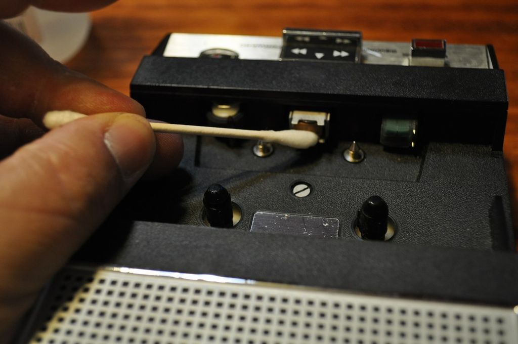 How To Clean a Cassette Player - The Easiest Way, Done in 5 Minutes