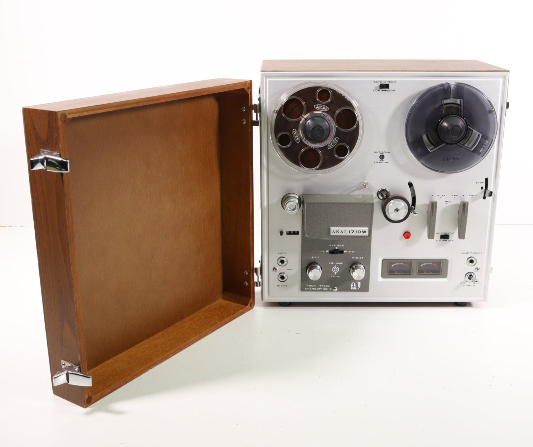 Akai 1710W 4-Track Reel-to-Reel Stereo Recorder with Original Wooden C