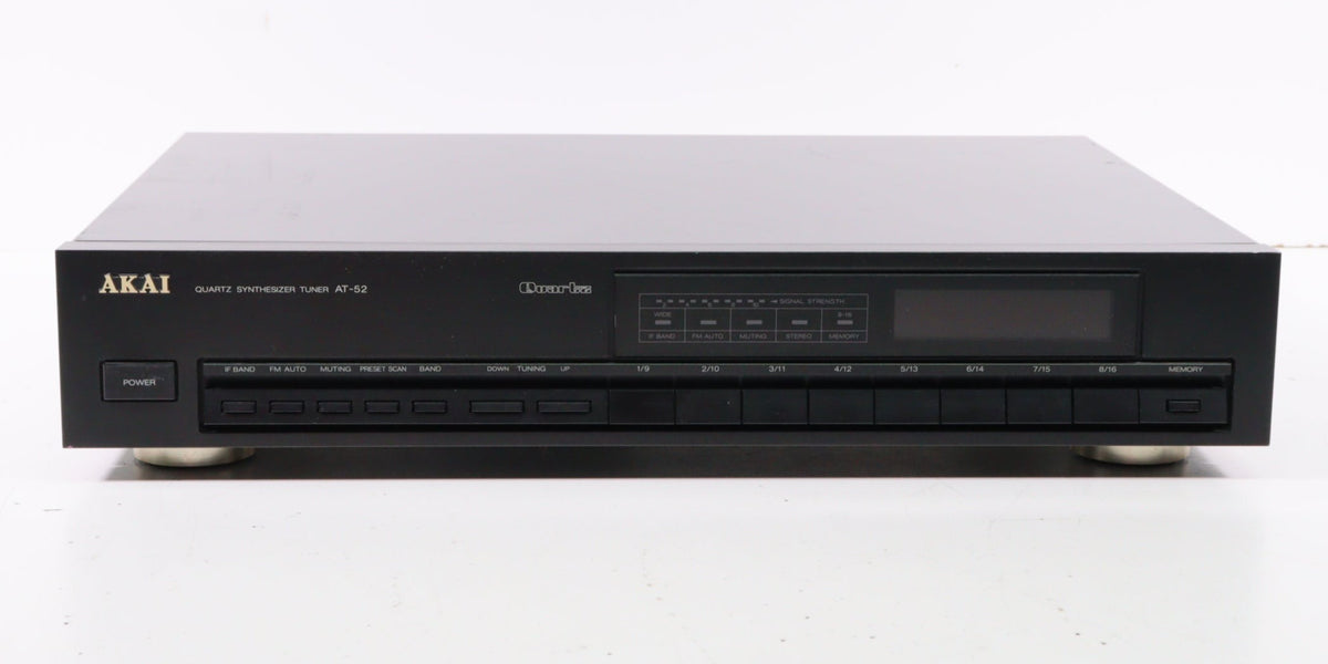 Akai AT-52 Quartz Synthesizer Stereo Tuner Made in Japan