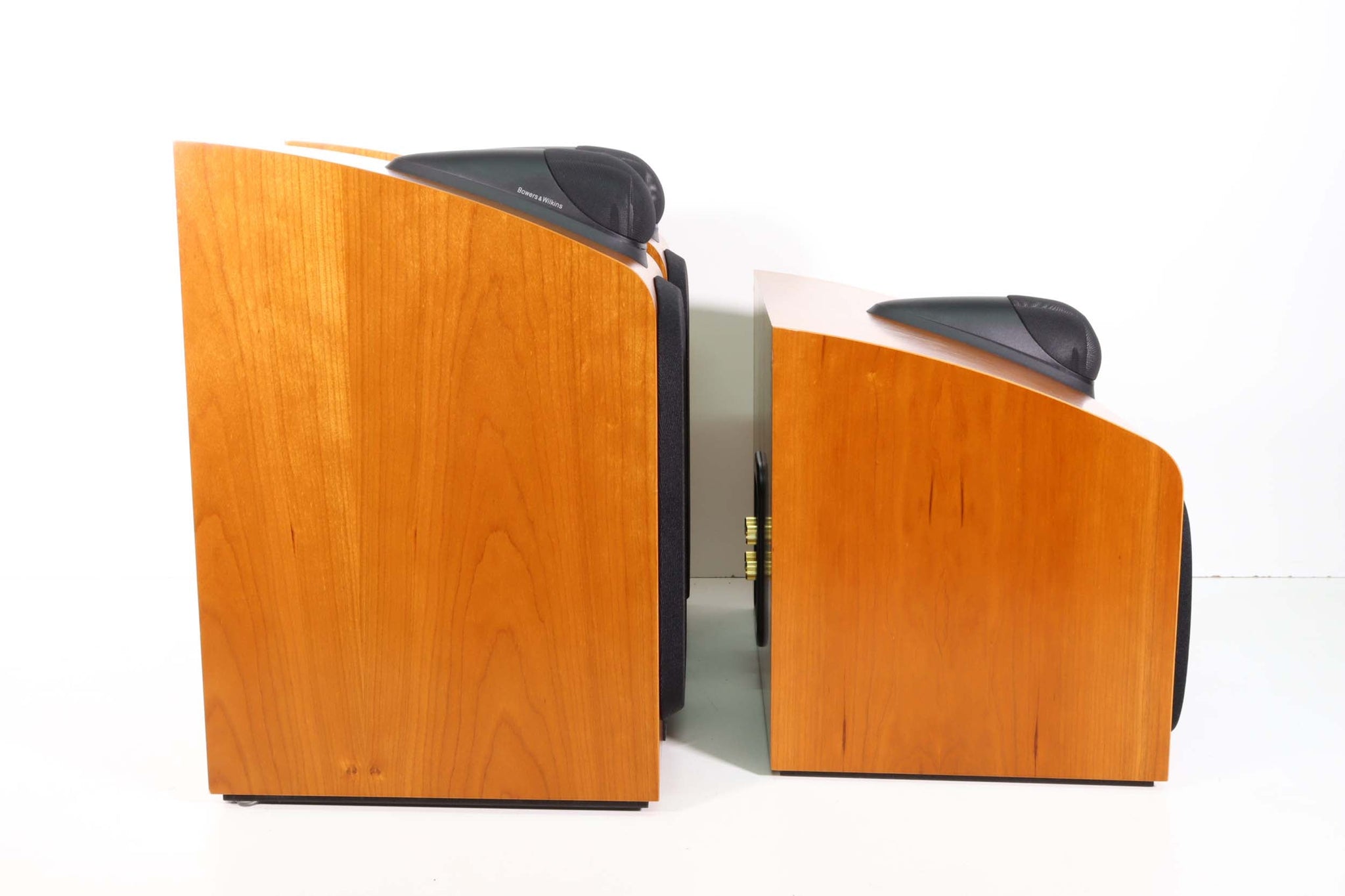 B&W Bookshelf Speakers and Center Channel High End (HTM7 Center/705 Bo