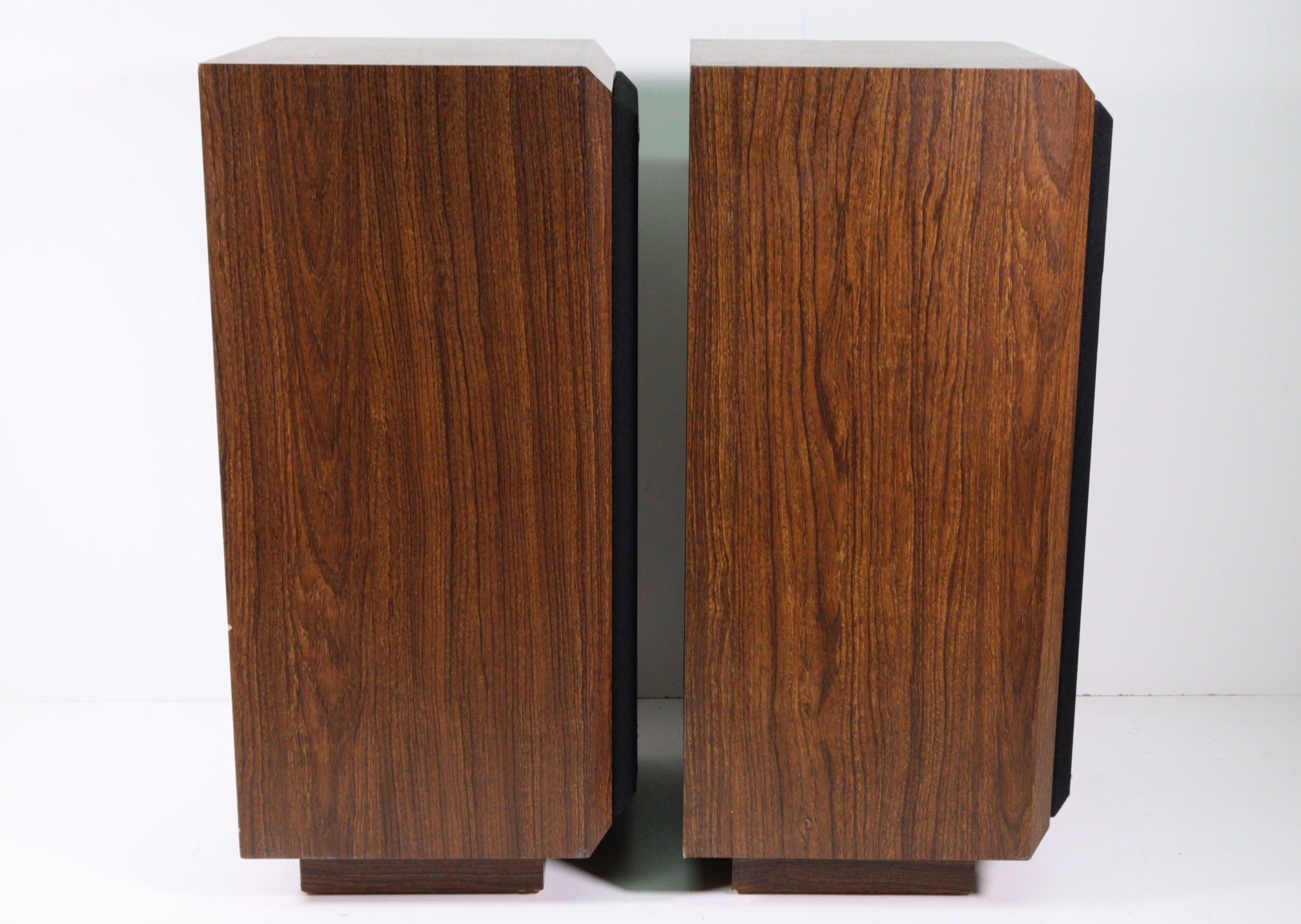 Pair Vintage DuKane Wall Speakers Wedge Shape 645-9935B