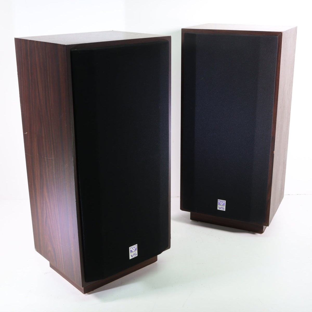 Cerwin-Vega! VS-100 Floorstanding Speaker Pair — SpenCertified display picture 2