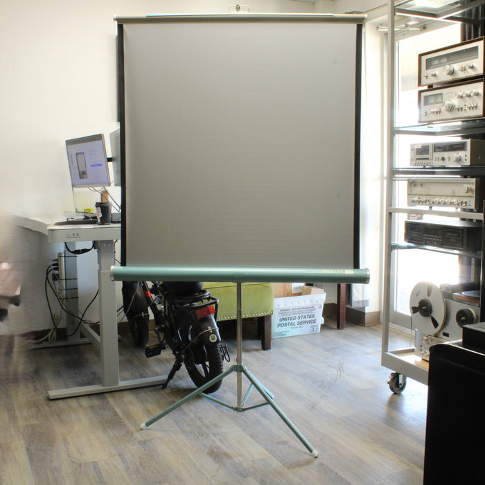 Da-Lite Silver Pacer Retractable Projector Screen-Projectors-SpenCertified-vintage-refurbished-electronics