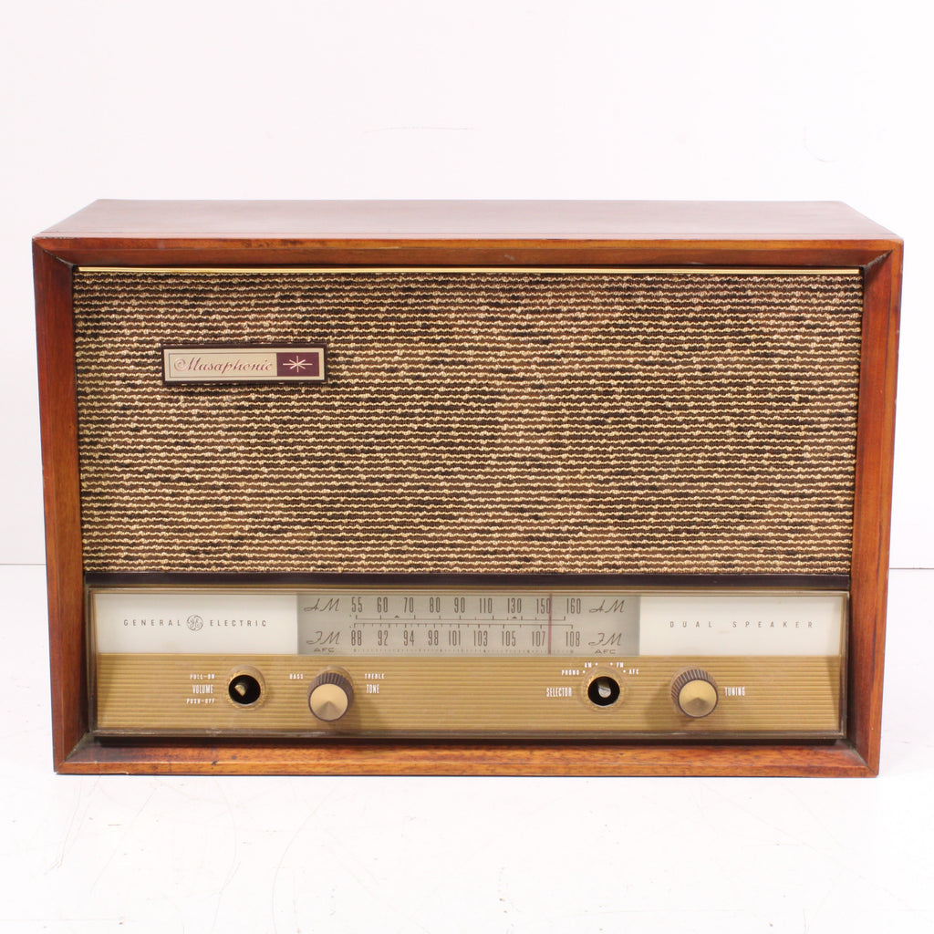 GE General Electric T-150A Vintage Wood Tube Radio (1960) (AS IS