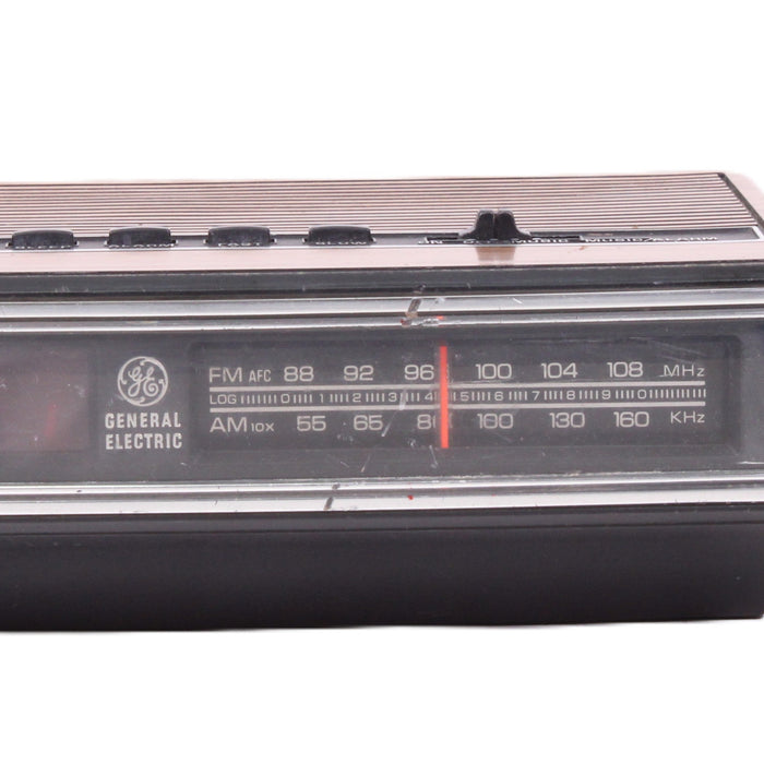 General Electric 7-4625A AM/FM Digital Clock Radio Woodgrain Alarm Clock-Radios-SpenCertified-vintage-refurbished-electronics