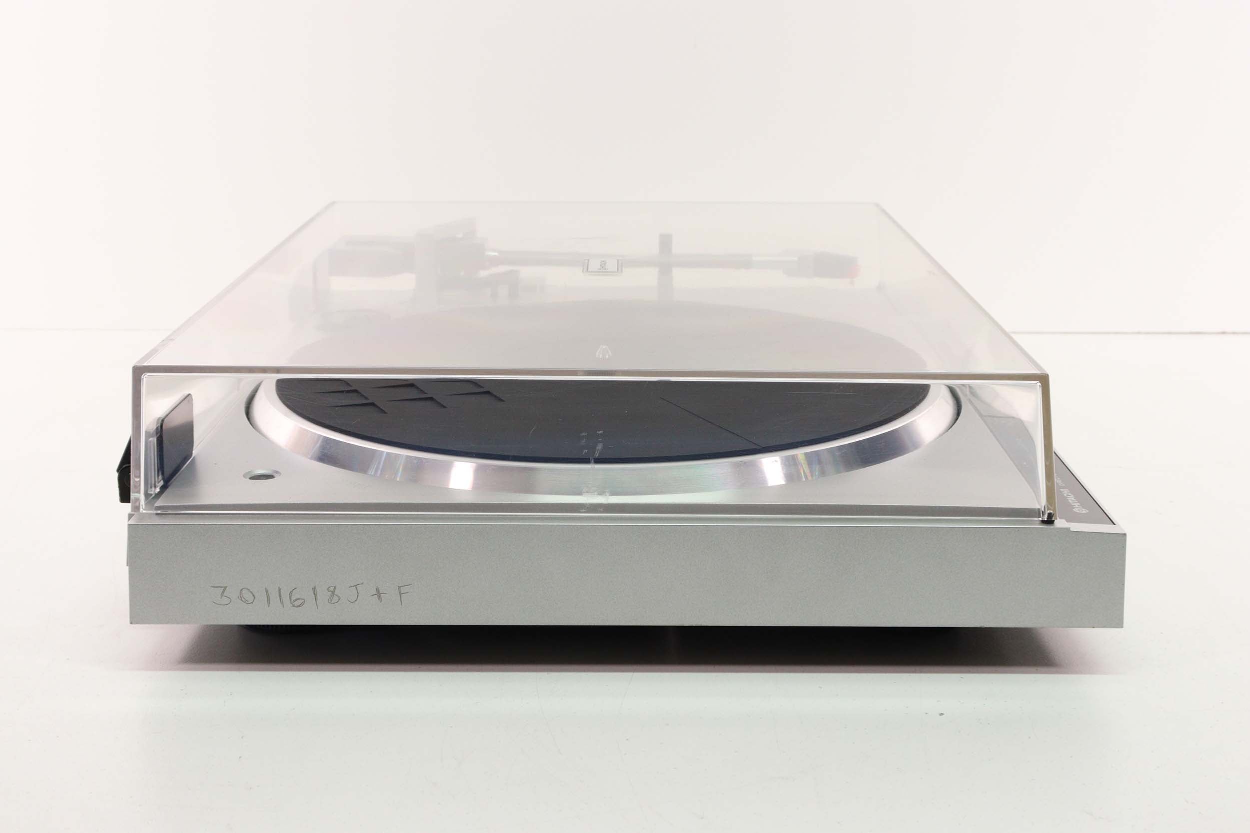 HITACHI HT-2 Direct Drive Turntable (Silver)