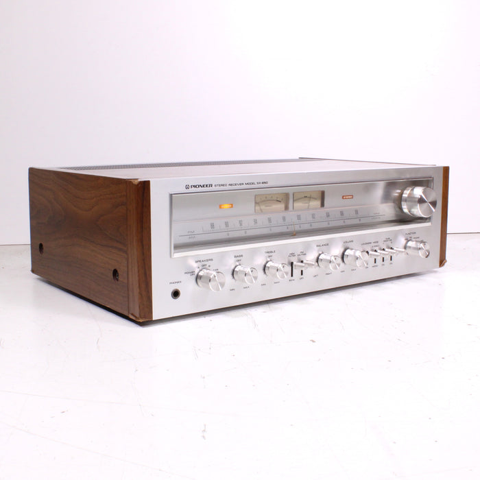 Pioneer SX-650 Vintage AM/FM Stereo Receiver Silver Face 35WPC (1976)
