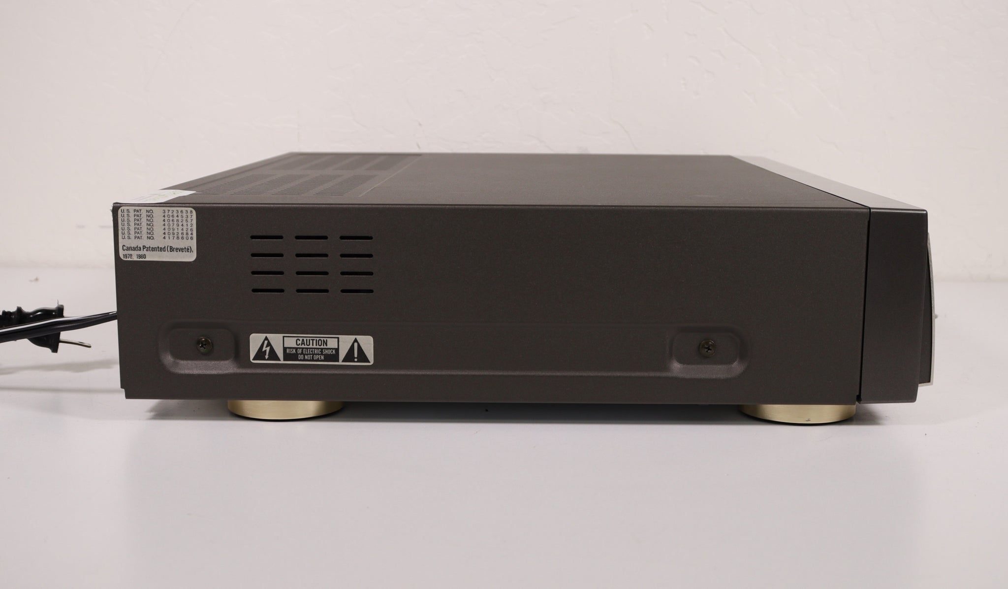 JVC HRS6700U Super Video VCR VHS Player Recorder with High Quality S