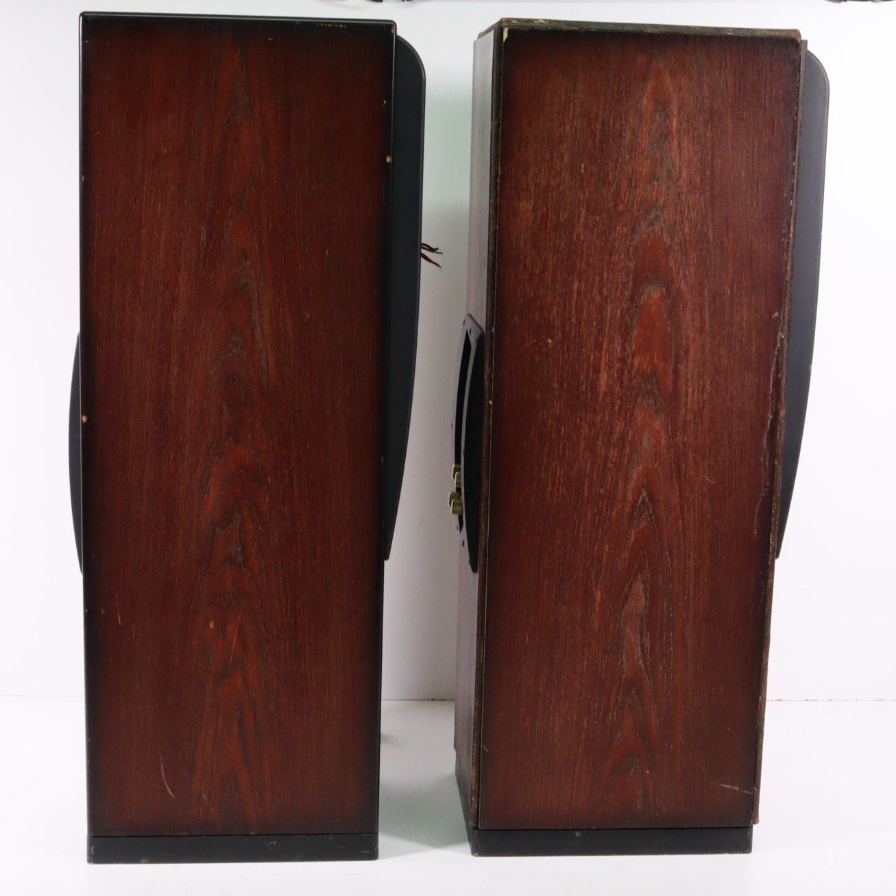 KEF Reference Series Model One SP3189 Tower Speaker Pair (ONE WOOFER D