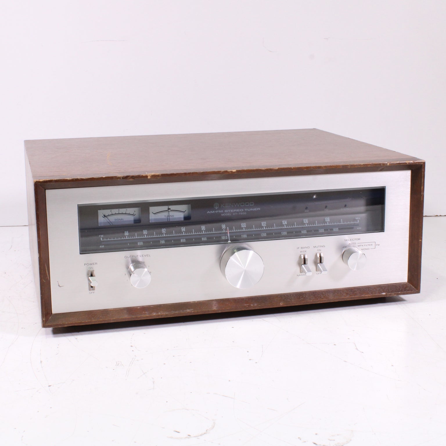 Stereo AM/FM Tuners — SpenCertified