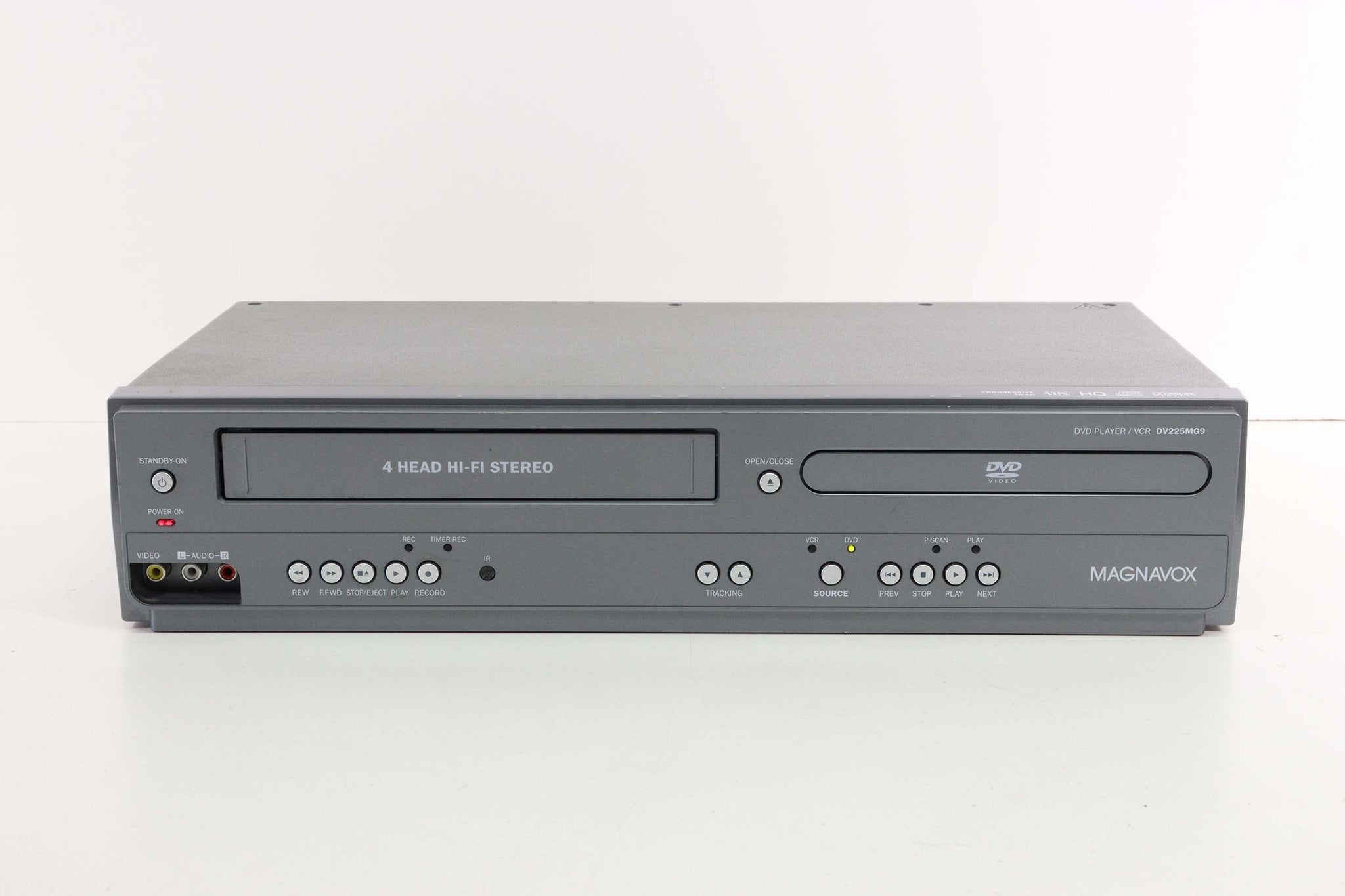 Magnavox VHS and outlets DVD player