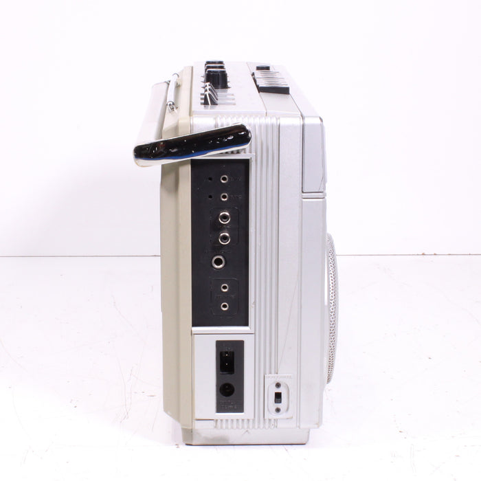 Montgomery Ward GEN 3995A Portable Stereo Boombox AM/FM Cassette Recorder/8-Track Player-Cassette Players & Recorders-SpenCertified-vintage-refurbished-electronics