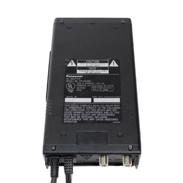 Panasonic CHARGER Video Camera AC Adaptor DE-811D Serial 06400121 Panasonic CHARGER Video Camera AC Adaptor DE-811D Serial 06400121