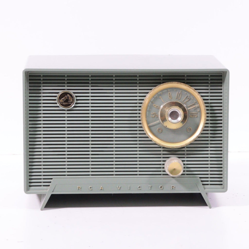 RCA Victor Vintage AM Tube Radio