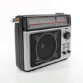 Realistic 12-650A Vintage Portable AM FM Radio