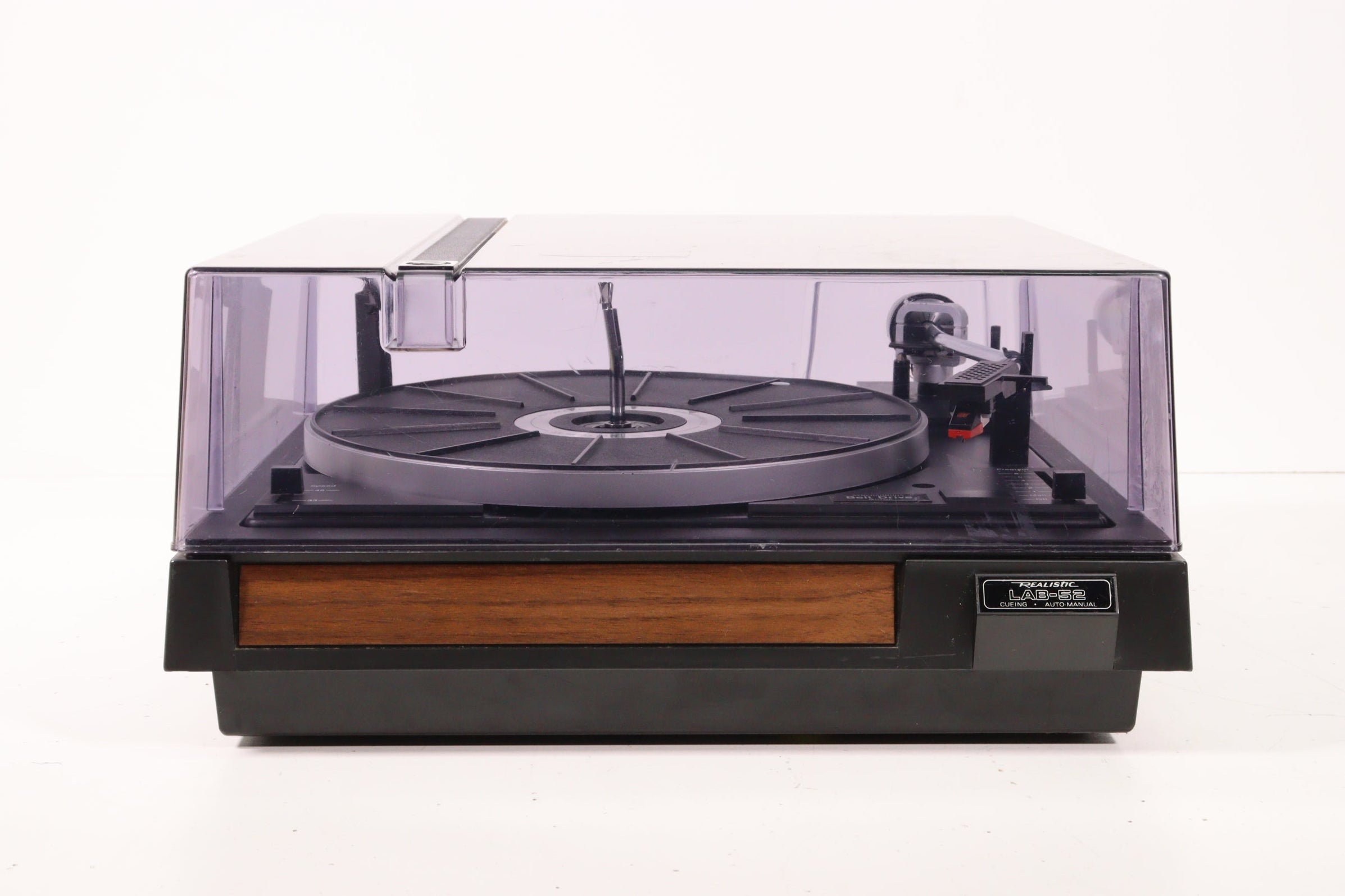 Realistic Lab 65 Realistic LAB-52 Auto Manual Turntable with Synchronous Belt-Drive Mot ...