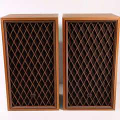 Realistic nova best sale 8b speakers