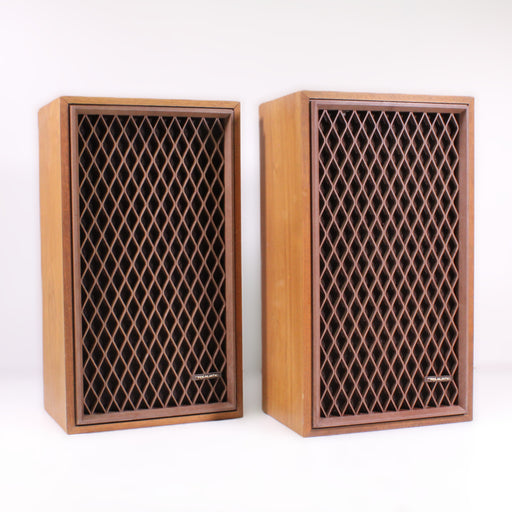Realistic Nova-5 Bookshelf Speakers Pair 2-Way Acoustic Suspension Vintage-Speakers-SpenCertified-vintage-refurbished-electronics