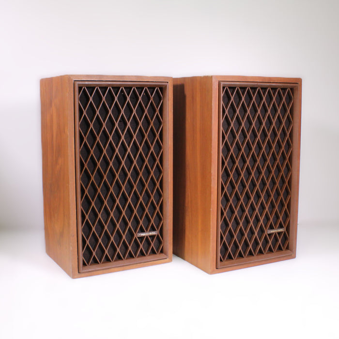 Realistic Nova-6 2-Way Loudspeaker System-Speakers-SpenCertified-vintage-refurbished-electronics