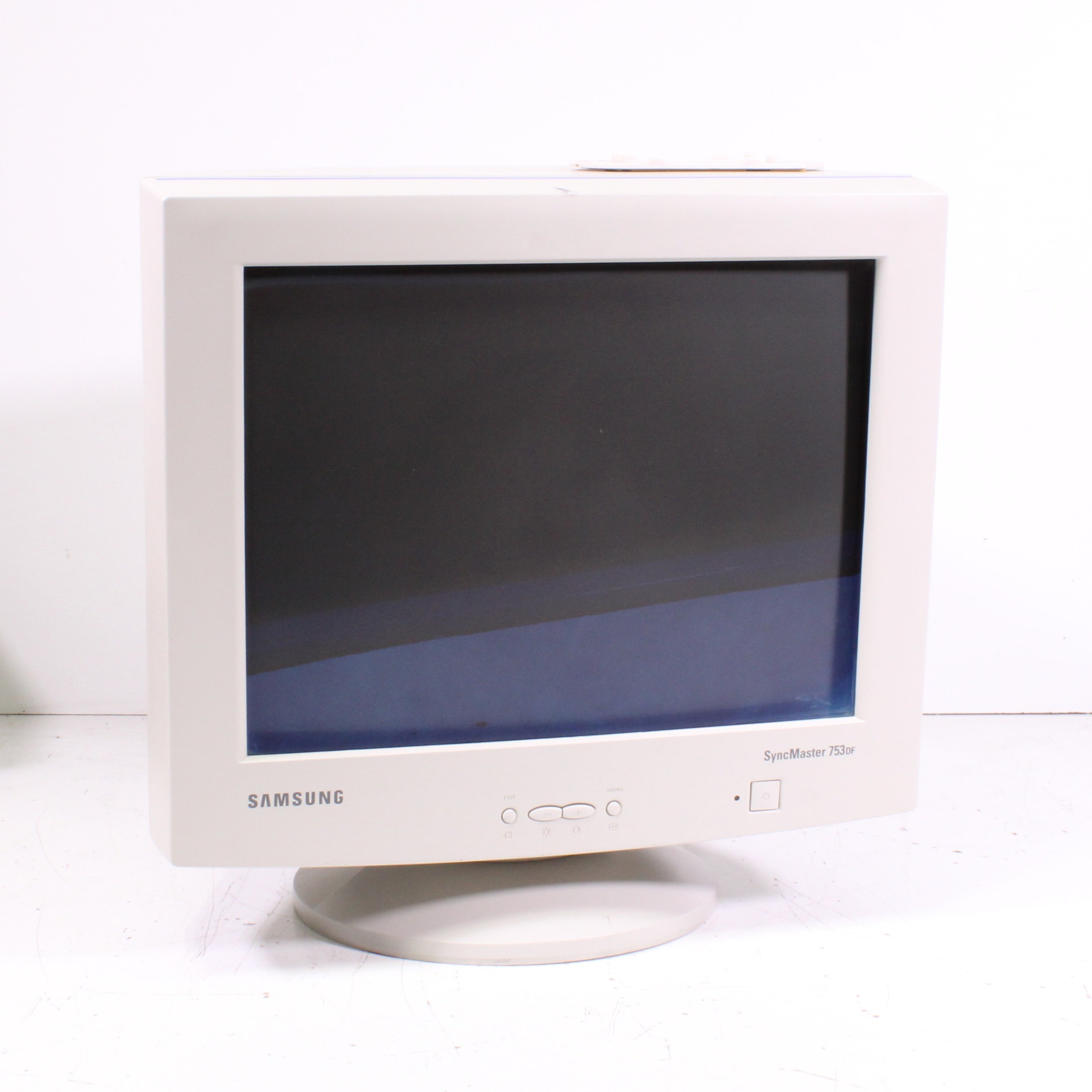Samsung SyncMaster 753DF 17