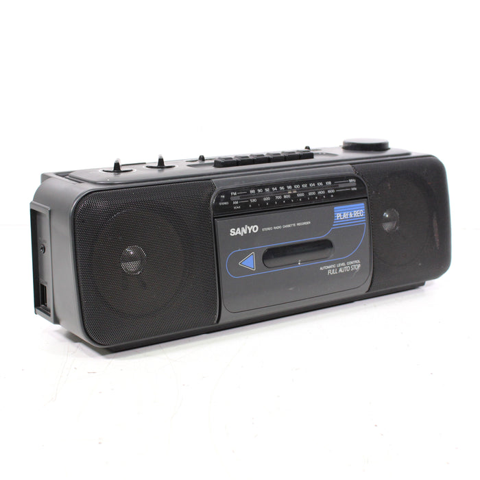 VINTAGE SANYO RADIO Cassette Boombox M9707L Radio fonctionnelle Cassette non EUR 30,00 - FR VINTAGE SANYO RADIO Cassette Boombox M9707L Radio fonctionnelle Cassette non EUR 30,00 - FR