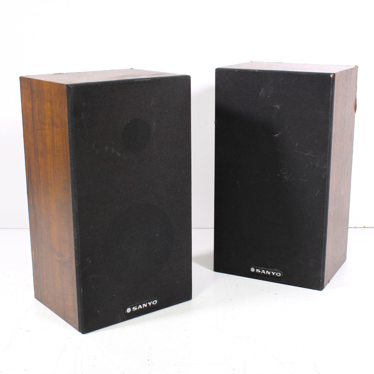Sanyo ST-80 Vintage 2-Way Speaker Pair Made in USA — SpenCertified