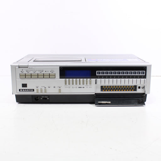 Sanyo VCR 4600 Betamax Video Tape Recorder Player Silver (1984)-Betamax Player-SpenCertified-vintage-refurbished-electronics