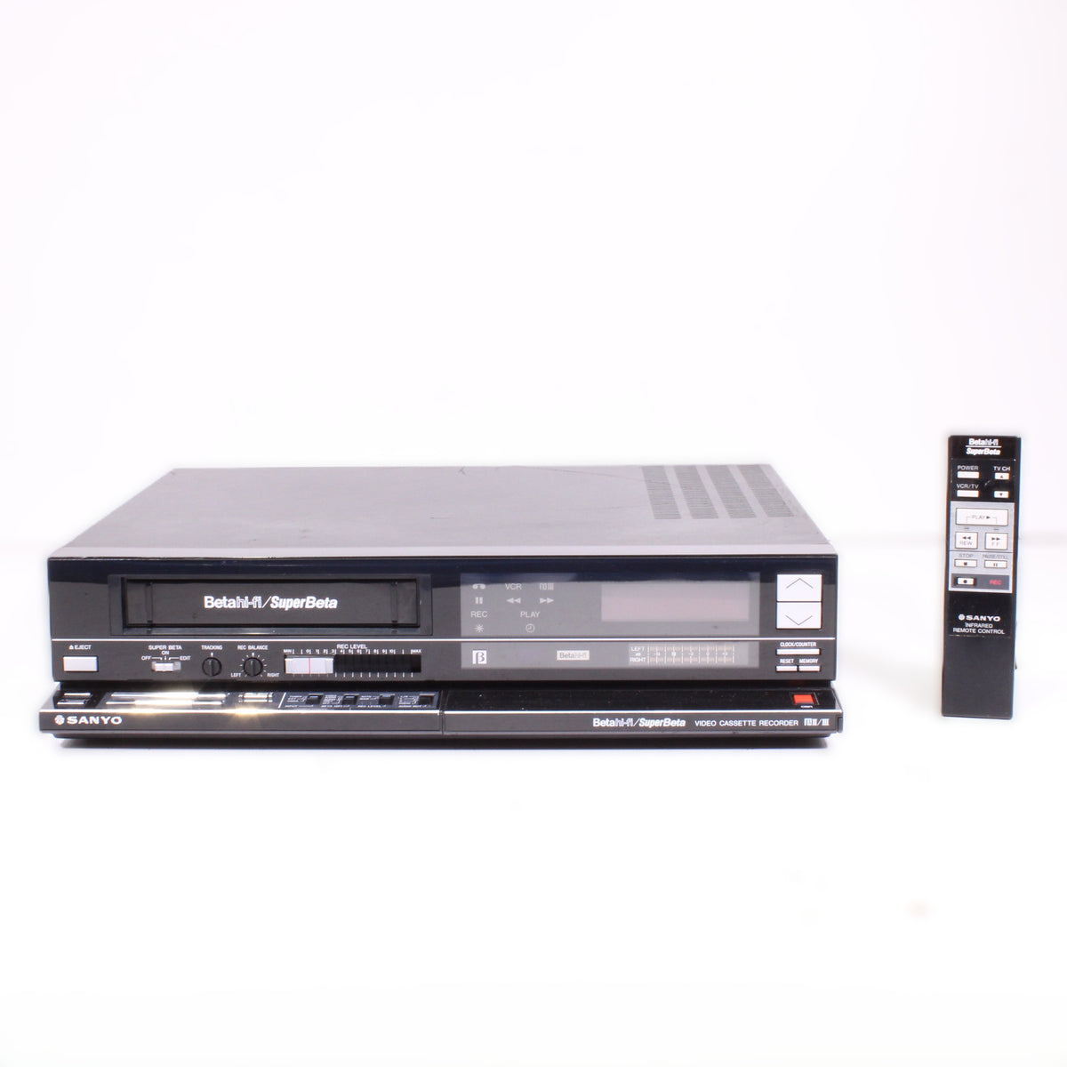 Sanyo VCR 7250 SuperBeta Betamax Video Tape Recorder Player (1985