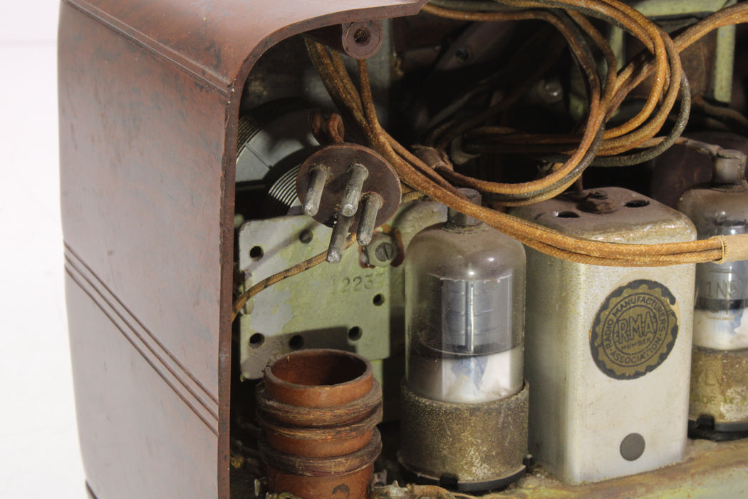 Sentinel 240-W Vintage AM FM Tabletop Tube Radio (1940s) (AS IS)-Radios-SpenCertified-vintage-refurbished-electronics