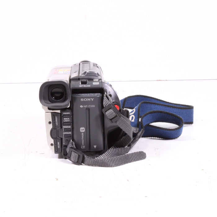 Sony CCD-TR87 Hi8 Handycam Camcorder NightShot 360x Zoom with Carrying Case (AS-IS)-Camera-SpenCertified-vintage-refurbished-electronics