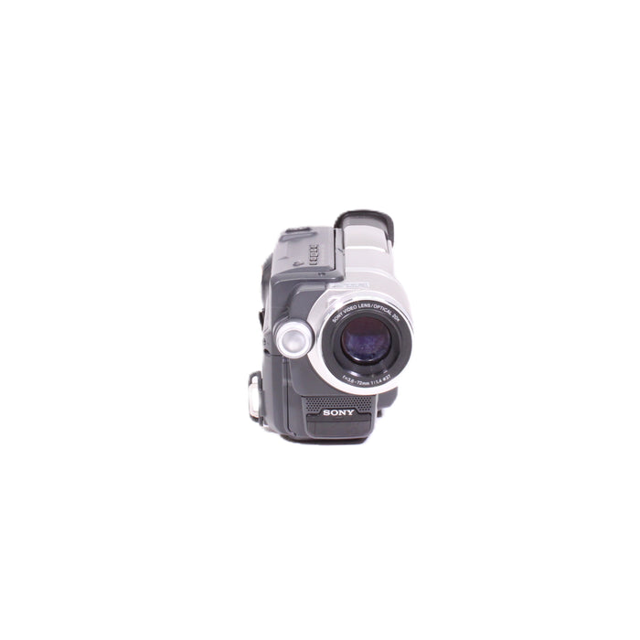 Sony CCD-TRV608 Hi8 XR Camcorder 20x Optical Zoom NightShot Handycam with Camera Bag (2000)-Camera-SpenCertified-vintage-refurbished-electronics