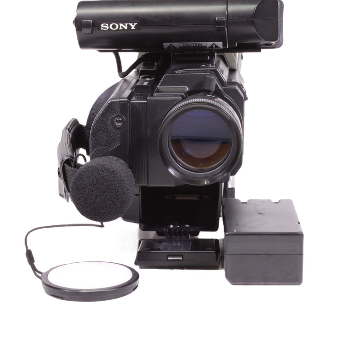 Sony GCS-1 Super Betamovie Camcorder & Hard Shell Carrying Travel Case (untested??)-Cameras-SpenCertified-vintage-refurbished-electronics