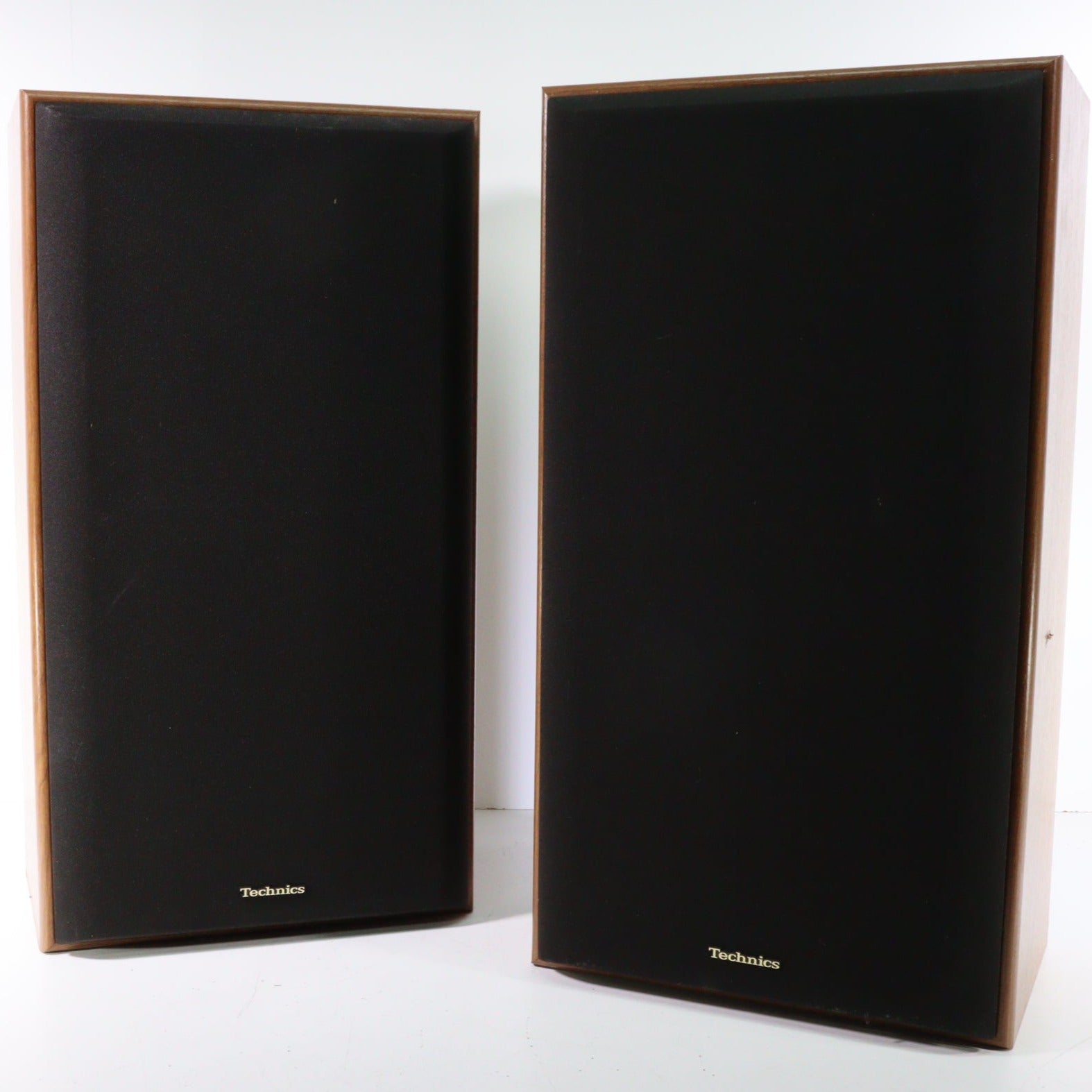 Technics SB-CR77 Vintage 3-Way Speaker System Pair 8 Ohms 200 Watts