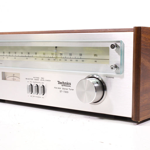 Technics ST-7300 Vintage AM/FM Stereo Tuner Silver Face, Wood Case (1976-79)-Stereo Tuner-SpenCertified-vintage-refurbished-electronics