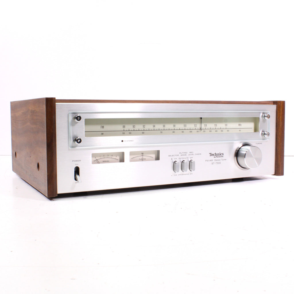 Technics AM FM チューナー　ST-7300 Technics ST-7300 Vintage AM/FM Stereo Tuner — SpenCertified