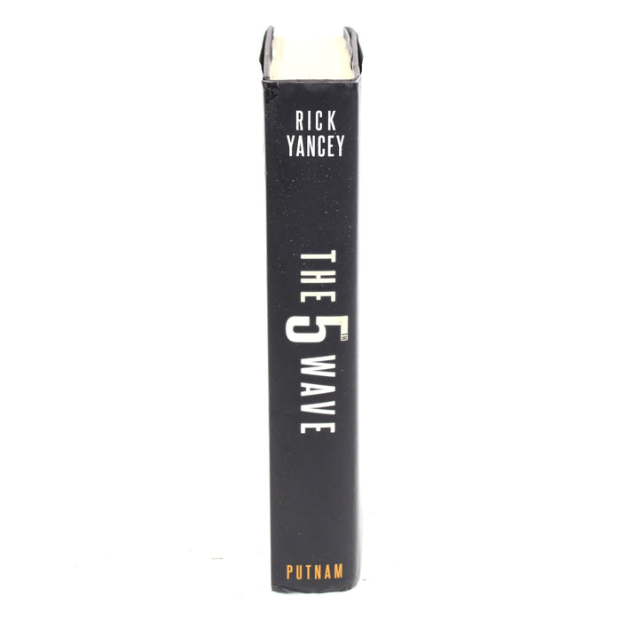 The 5th Wave by Rick Yancey Hardcover Book (2013)-Books-SpenCertified-vintage-refurbished-electronics