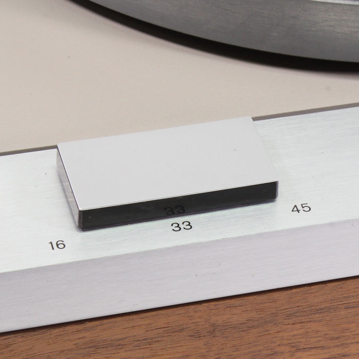 Thorens TD 125 MK II Belt-Drive Turntable with Precision Speed Control (1972)-Turntables & Record Players-SpenCertified-vintage-refurbished-electronics