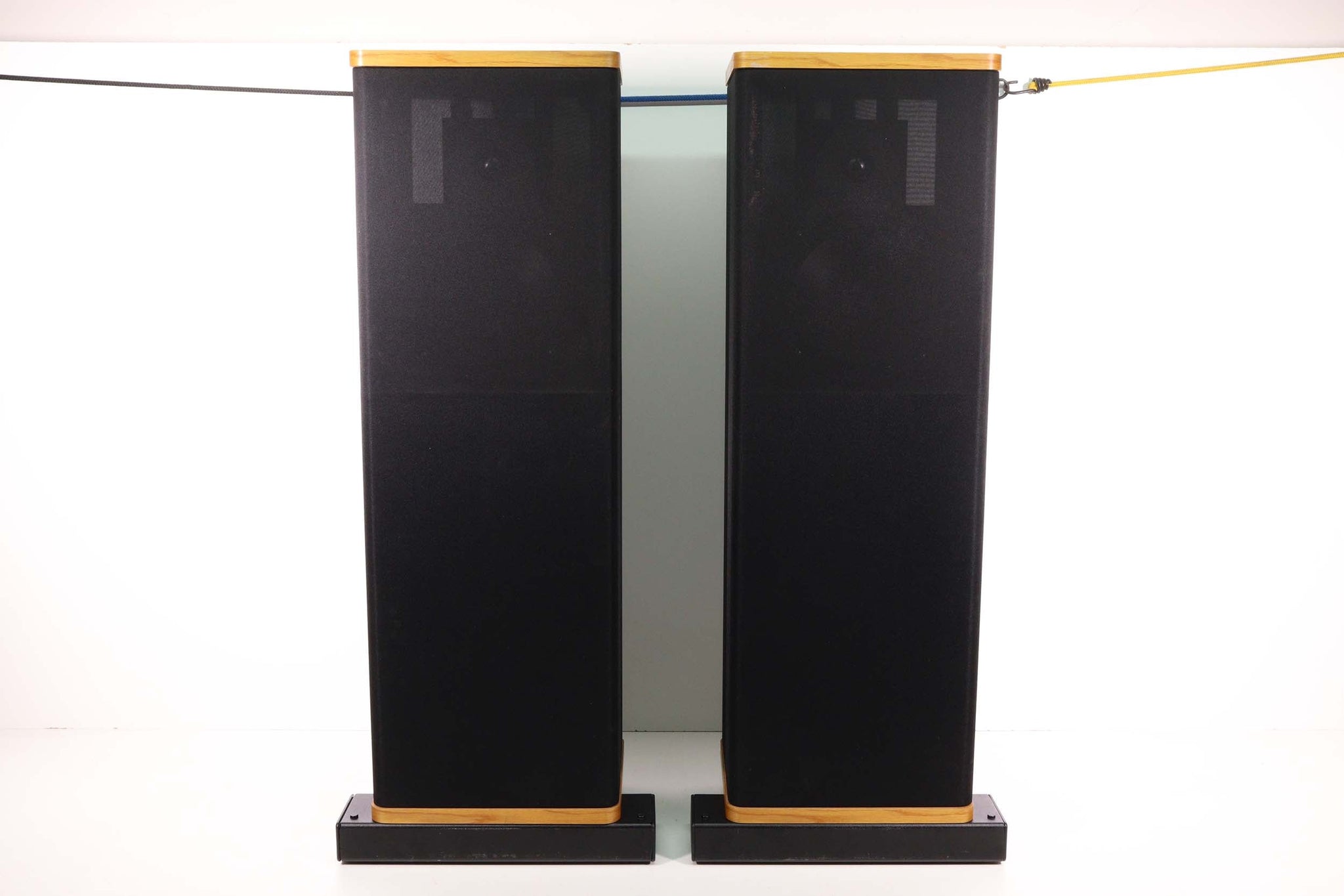 VANDERSTEEN Model 1 Speaker Towers (With Stand)