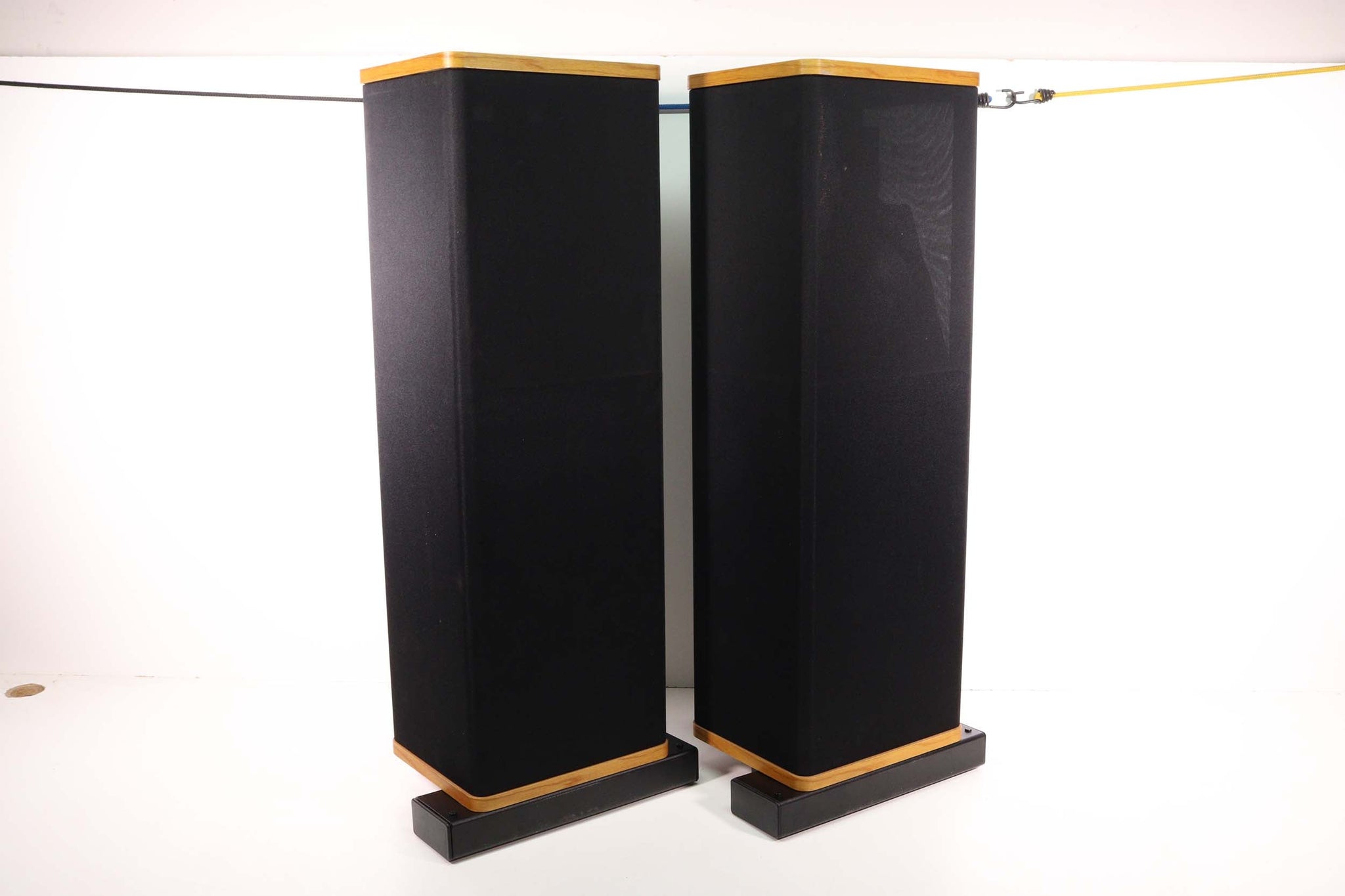 VANDERSTEEN Model 1 Speaker Towers (With Stand)