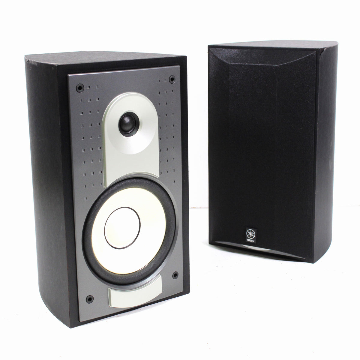 Yamaha-NS-AP6500F-2-Way-Front-