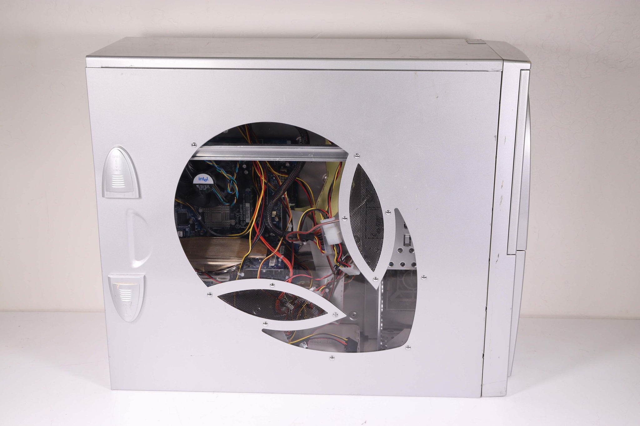 Alienware Vintage Computer Tower (AS IS)