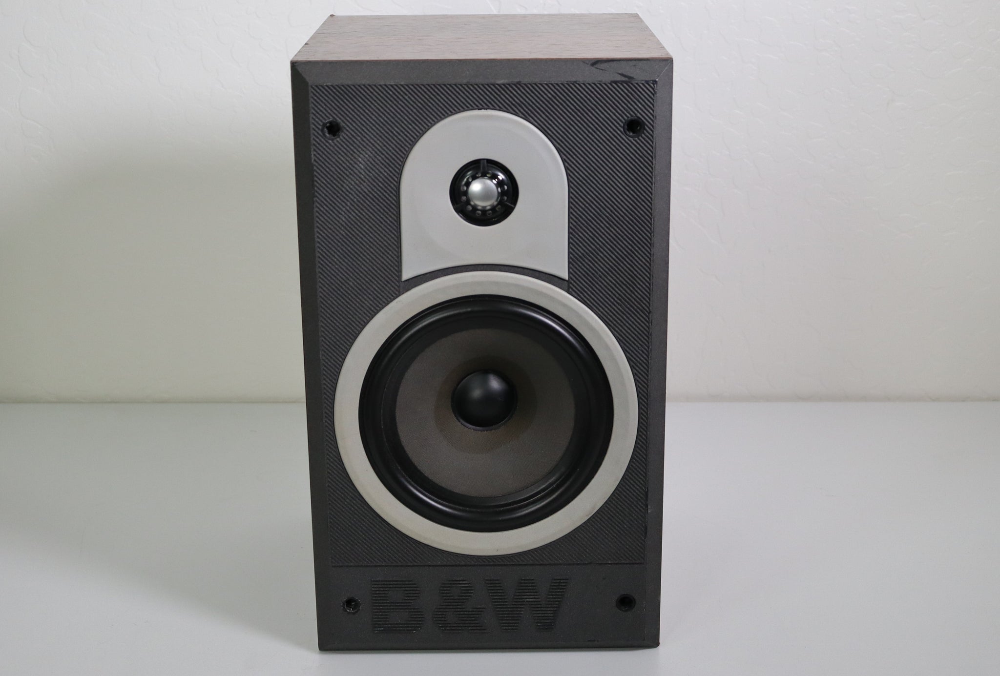 B&W Bowers and Wilkins DM600 Speaker Pair System 2 Way Bookshelf Syste