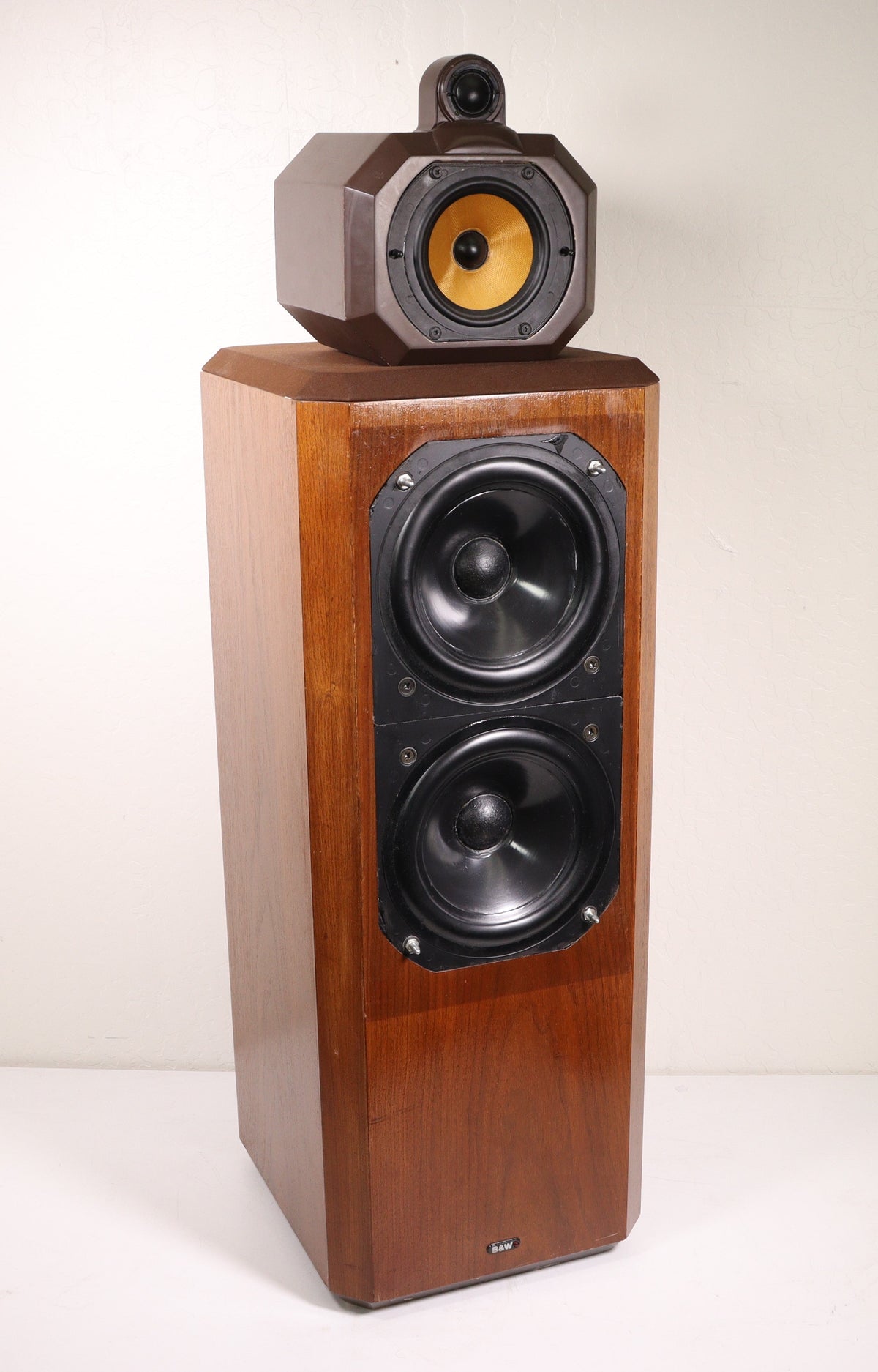B&W Series 80 Model 802 4 Way Home Stereo Speakers Floor Standing