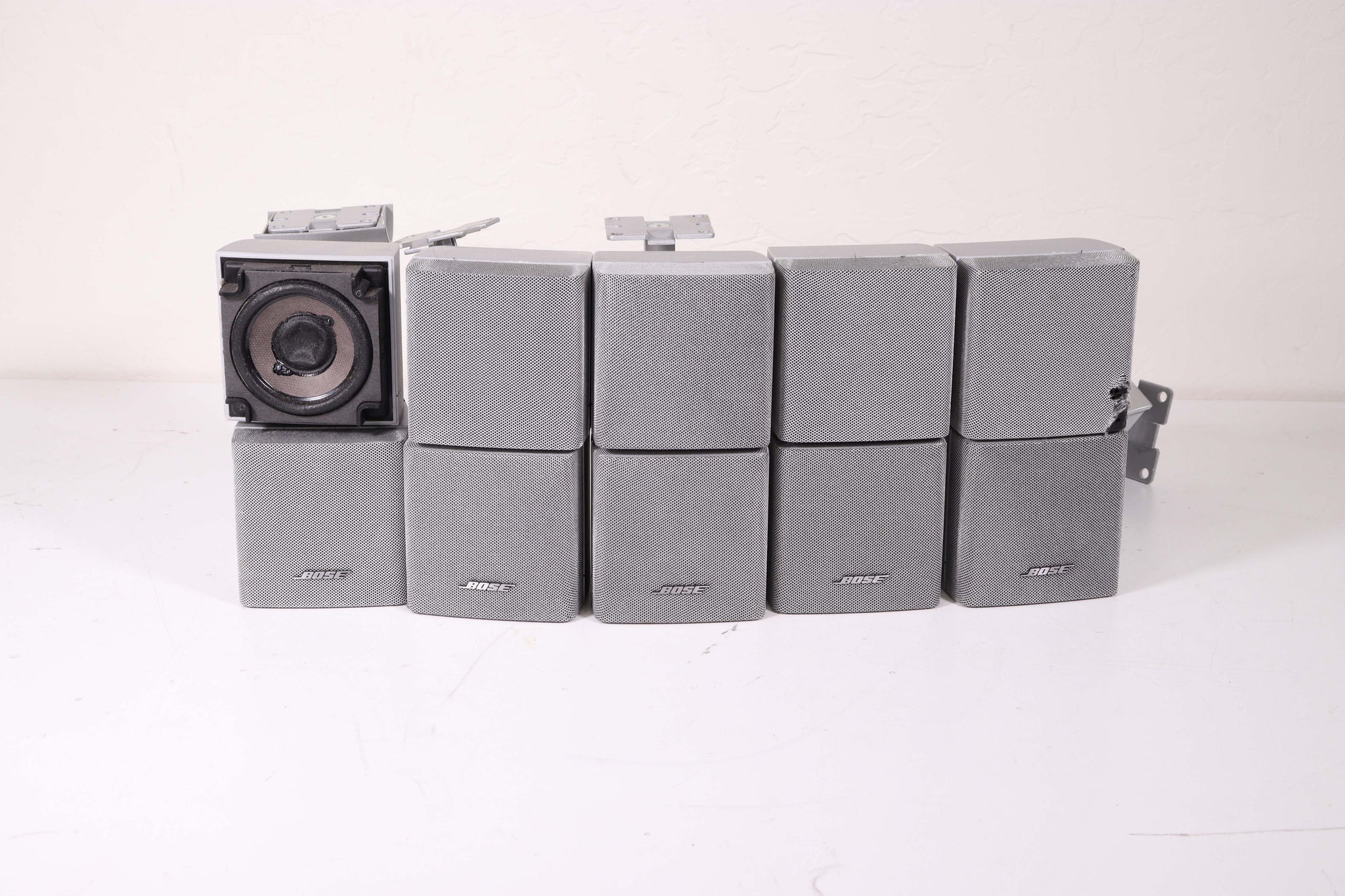 Bose Cube Speakers Swivel Dual Design with Wall Mounts (Silver) (Set o