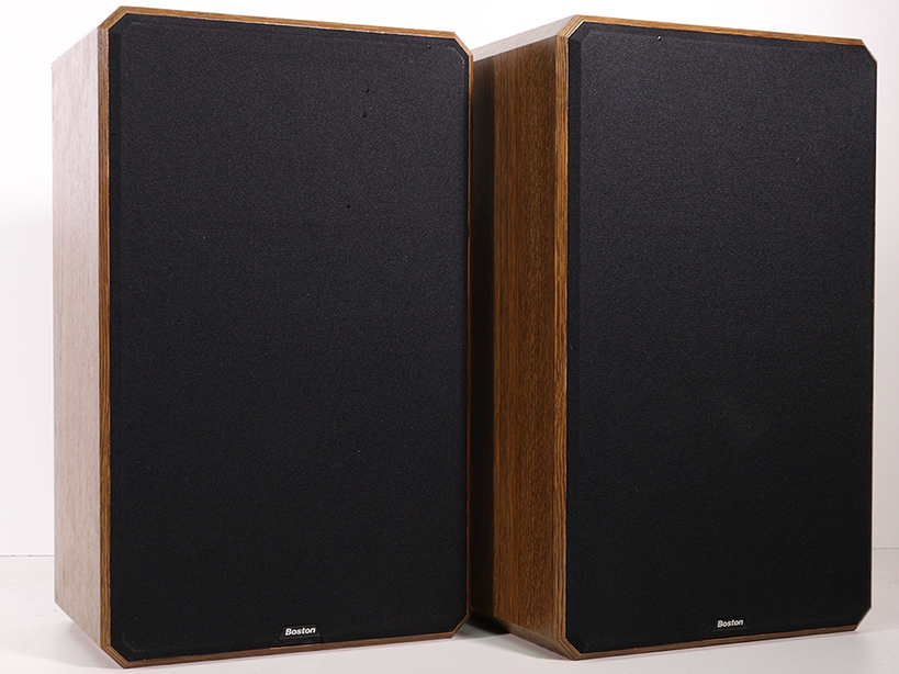 Boston HD8 Bookshelf Speaker Pair 2 Way Light Brown Wood (Pair)-Speakers-SpenCertified-vintage-refurbished-electronics