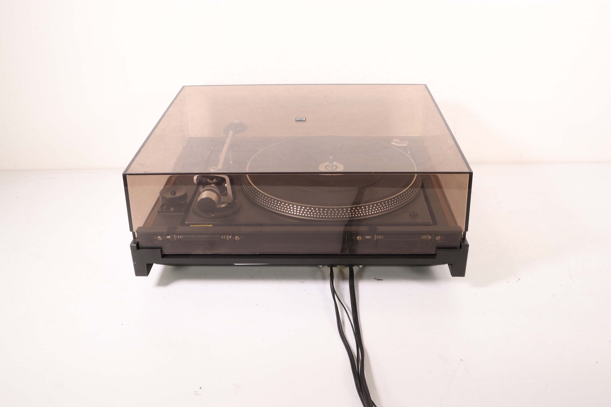 Dual 1257 Automatic Belt Drive Turntable